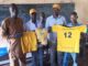 Don de lots d’équipements sportifs aux jeunes de Honhoué Kpétou : Norbert HOUNSI s’investit dans la promotion du sport roi à la base