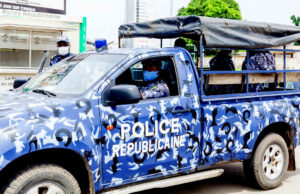 Mono : un ghetto détruit à Comè, 5 personnes arrêtées