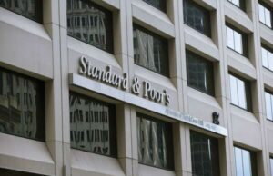 Économie : l’agence de notation S&P maintient la notation du Bénin à ‘BB-‘ et rehausse la perspective de ‘Stable’ à ‘Positive’