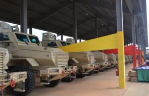 Sécurité : les États-Unis font don de 12 véhicules blindés et autres équipements aux Forces Armées Béninoises