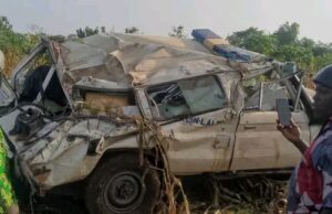 Couffo : une ambulance se renverse et fait deux morts