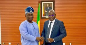 Prévention de la corruption au Bénin : Yves Chabi et Jacques Migan s’engagent pour la sensibilisation des apprenants à travers l’éducation civique