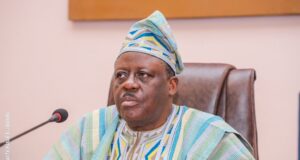 Bénin : Louis Vlavonou dresse la liste des difficultés auxquelles l’Assemblée nationale est confrontée