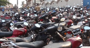Bénin : l’ANRACS annonce une série de ventes aux enchères publiques des motos et véhicules saisis