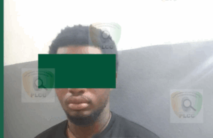 Bénin : voici comment un faux recruteur de serveuse utilisait WhatsApp et Facebook pour dépouiller ses victimes