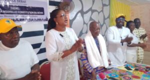 Sous le parrainage d’Isidore Zandjou : la jeunesse de Houéyogbé s’approprie la nouvelle Constitution grâce au Mouvement Sursaut National