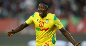 Jodel Dossou brise le silence : « ce ne sont pas les critiques qui me pousseront à la retraite »