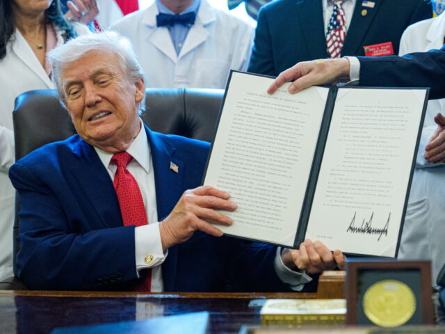 US President Trump signs executive order on marijuana rescheduling