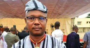 Affaire coup d’État déjouée : le député Sounon Boké plaide l’accident WhatsApp et reste en détention