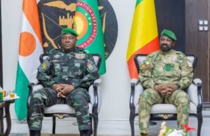 Sanctions à Niamey : le Niger révoque 33 licences de transporteurs ayant refusé de participer à un convoi de carburant vers le Mali