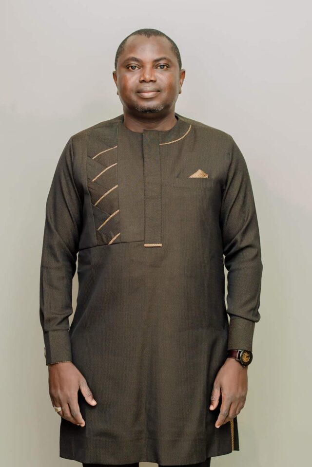 AIHUNHIN-Auguste-Cove