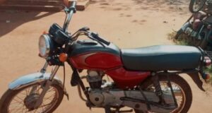 Bénin : une panne d’essence transforme 02 voleurs de moto en piétons puis en prisonniers