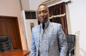 Houéyogbé : entre félicitations et esprit républicain, Henri Kouessi Goudjinou salue la nouvelle équipe communale