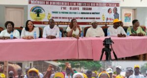 Houéyogbé : entre prières et réjouissances, l’He Gladys Tossou célèbre les militants UP le Renouveau et les mobilise derrière le duo Wadagni-Talata