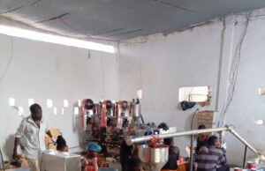 Sécurité alimentaire : farine de soja et colorant en guise de tomate, une unité de production clandestine de tomates fermée