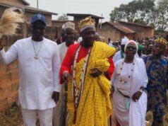 Commémoration du 25e anniversaire du décès de l’illustre Sossa Guèdèhounguè : l’Honorable Isidore Zandjou salue la mémoire d’un bâtisseur et présente ses civilités à Sa Majesté Agassa Guèdèhounguè