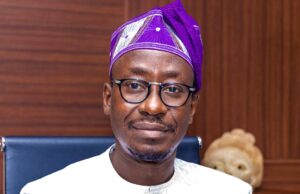 De l’exécutif au parlement : Jean-Michel Abimbola explique le sens de son départ du Gouvernement