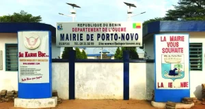 Mairie de Porto-Novo : quand une faute d’orthographe bloque un marché de 21 millions FCFA