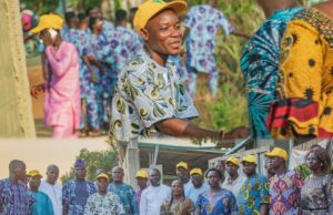 Hégémonie de l’UP le Renouveau à Guéhounkon : Joseph Adjalla et ses membres célèbrent le triomphe du 11 janvier sous le signe de la reconquête présidentielle