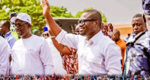 Marée humaine à Bembèrèkè : le duo Wadagni-Talata réussit son entrée dans le Borgou