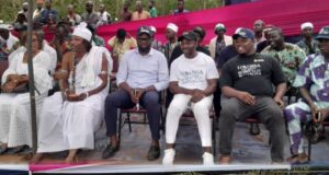 Ferveur à Doutou : Apollinaire Avognon célèbre l’unité des gardiens de la tradition derrière Wadagni