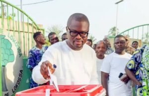 Lokossa : le candidat Romuald Wadagni a voté dès l’ouverture du scrutin