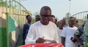 Lokossa : le candidat Romuald Wadagni a voté dès l’ouverture du scrutin