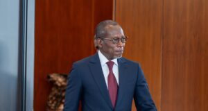 Universités publiques : les militaires et policiers désormais autorisés à enseigner