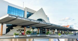 Justice commerciale : l’État béninois condamné à restituer 34 millions FCFA à une commerçante après une vente aux enchères de lait contrefait