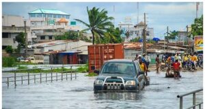 Pluies diluviennes à Cotonou : le Maire alerte et mobilise ses équipes