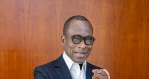 Patrice Talon salue les efforts des travailleurs et appelle à un engagement renouvelé pour le développement
