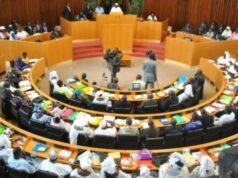 Sénégal : un député interpellé à l’Assemblée nationale juste après l’élection de Sonko