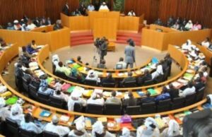 Sénégal : un député interpellé à l’Assemblée nationale juste après l’élection de Sonko