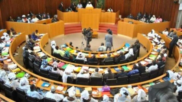 assemblee-nationale-du-senegal-696x392
