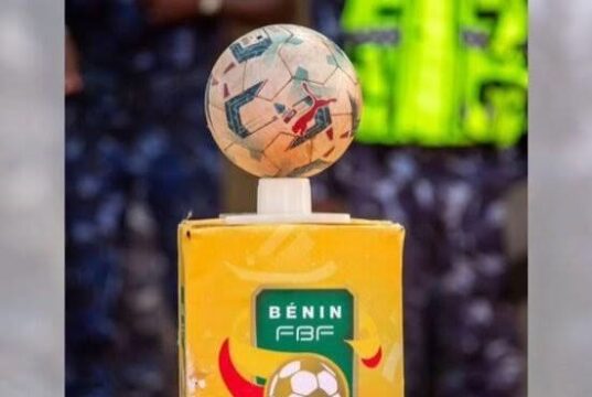 Coup de sifflet final avant l’heure : la FBF annule la Coupe du Bénin