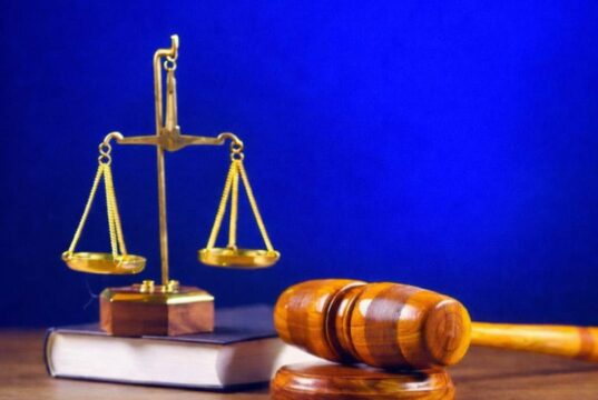 Abomey-Calavi : harcèlement sexuel et abus de confiance, l’histoire d’un boss et de son employée au tribunal