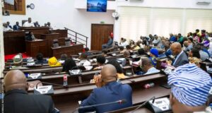 Orientation budgétaire à l’Assemblée nationale : un député invite le gouvernement à accélérer le reversement des AME