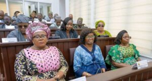 Protection de l’environnement au Bénin : les députés votent une loi plus stricte contre les pollueurs